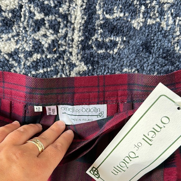 NWT wool skirt made by O'Neil of Dublin - Picture 2 of 10
